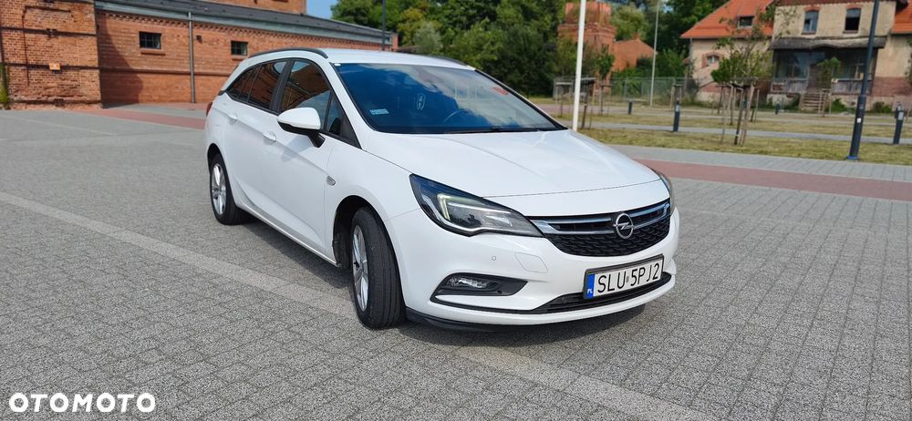 Opel Astra 1.6 CDTI Sport - 4