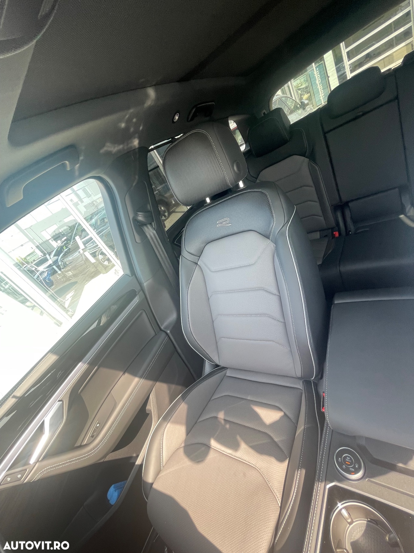Volkswagen Touareg V6 TDI R-Style - 22