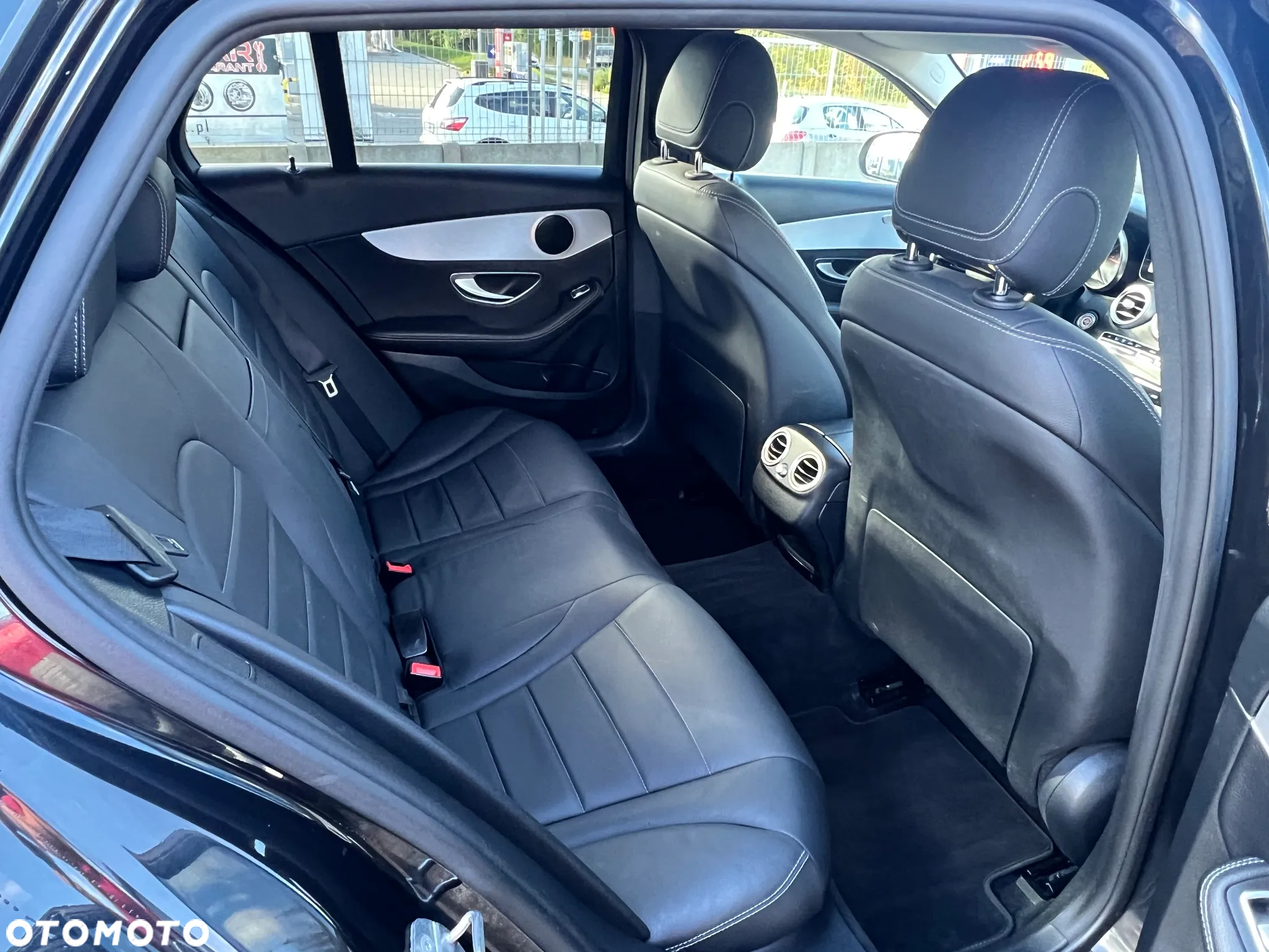 Mercedes-Benz Klasa C 200 d T 9G-TRONIC - 23