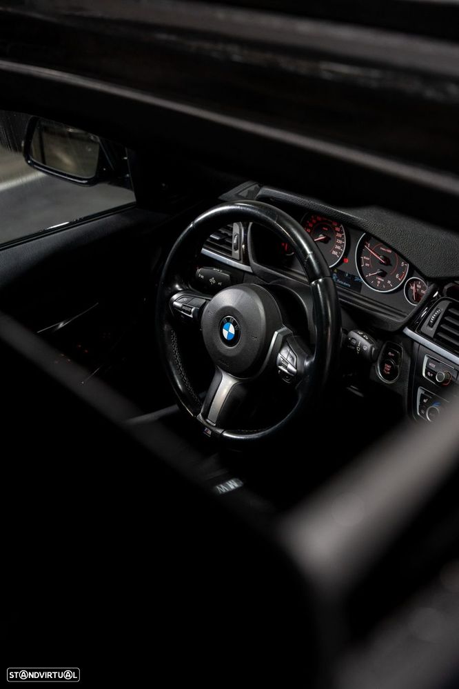 BMW 320 d Pack M - 14