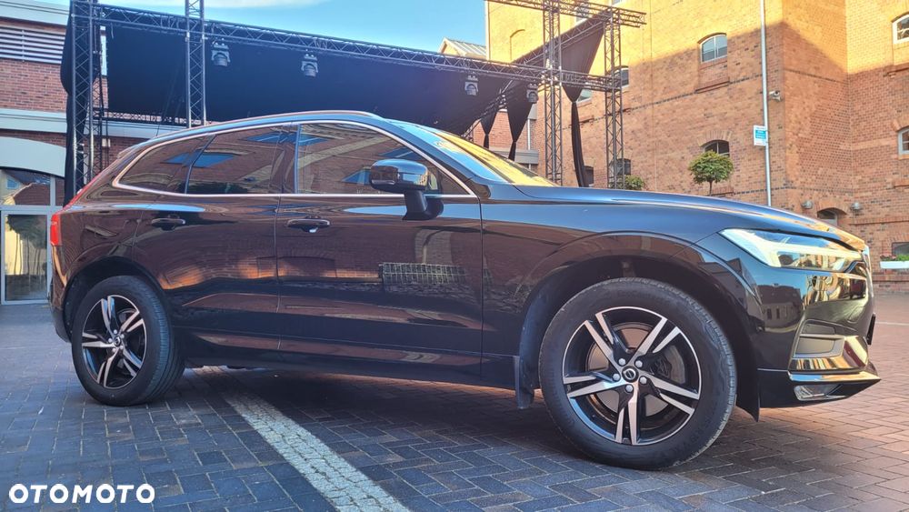 Volvo XC 60 D4 Momentum Pro - 9