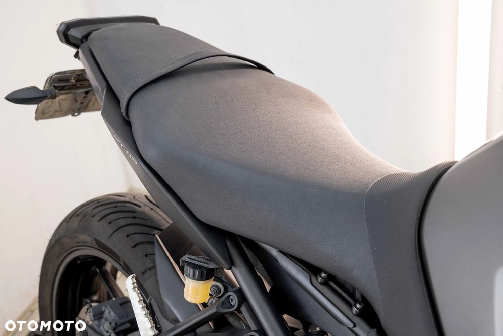 Yamaha MT - 19
