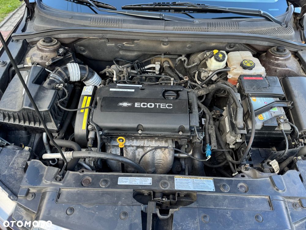 Chevrolet Cruze 1.8 LT - 18