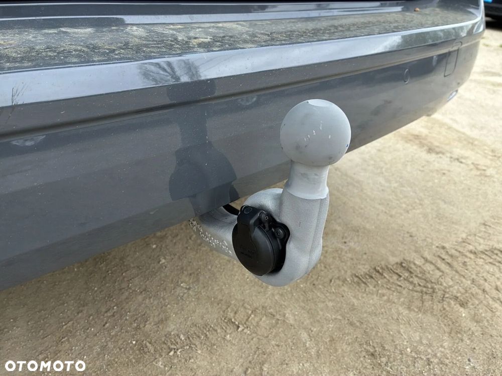 Volkswagen Multivan - 36