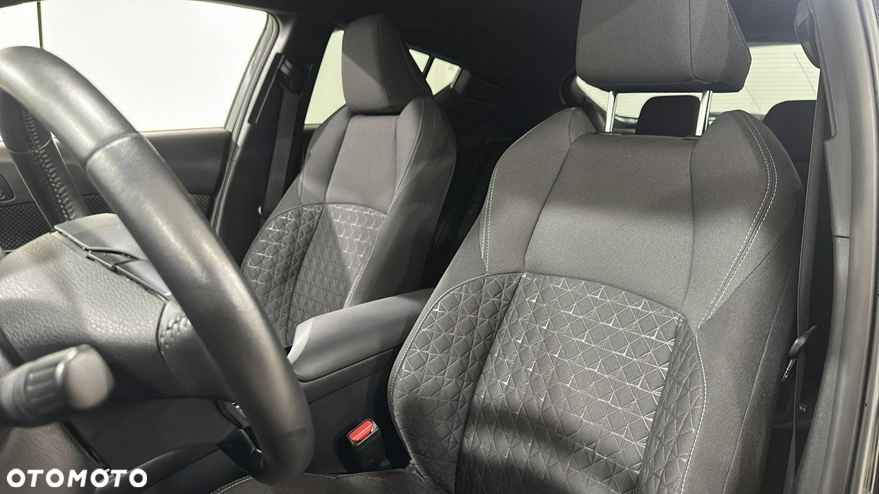 Toyota C-HR - 16