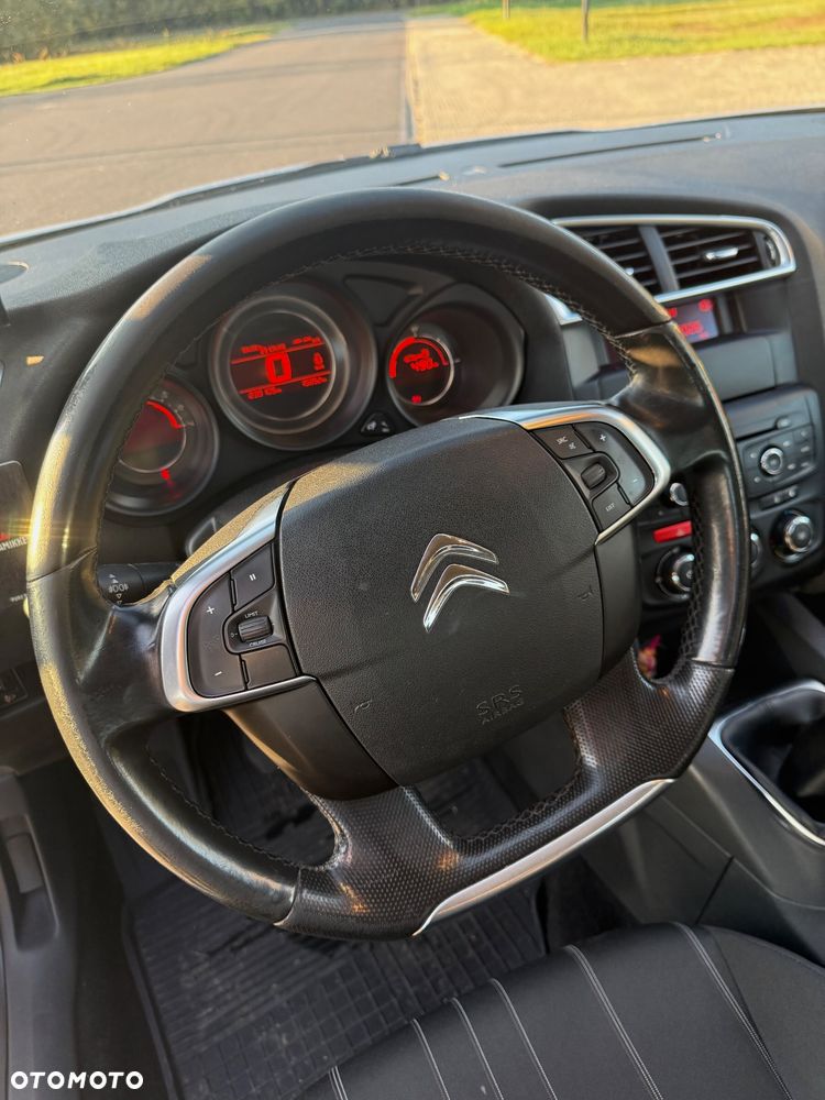 Citroën C4 HDi 90 Attraction - 10