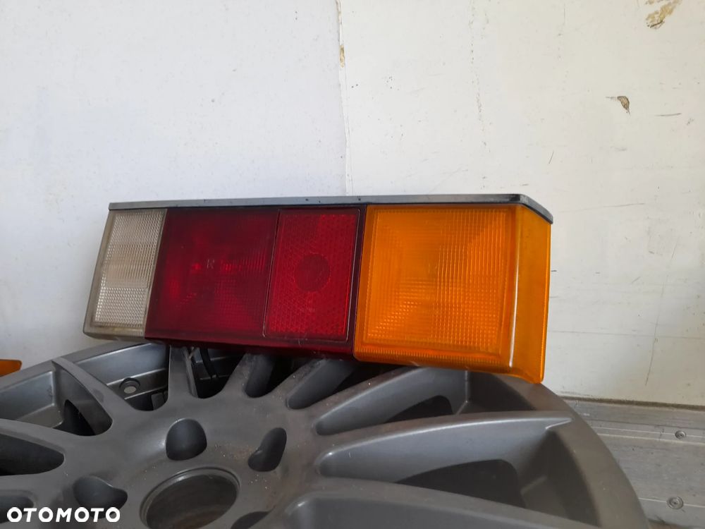 Lampa prawy tył Volkswagen Scirocco MK1 Hella 531945096 - 2