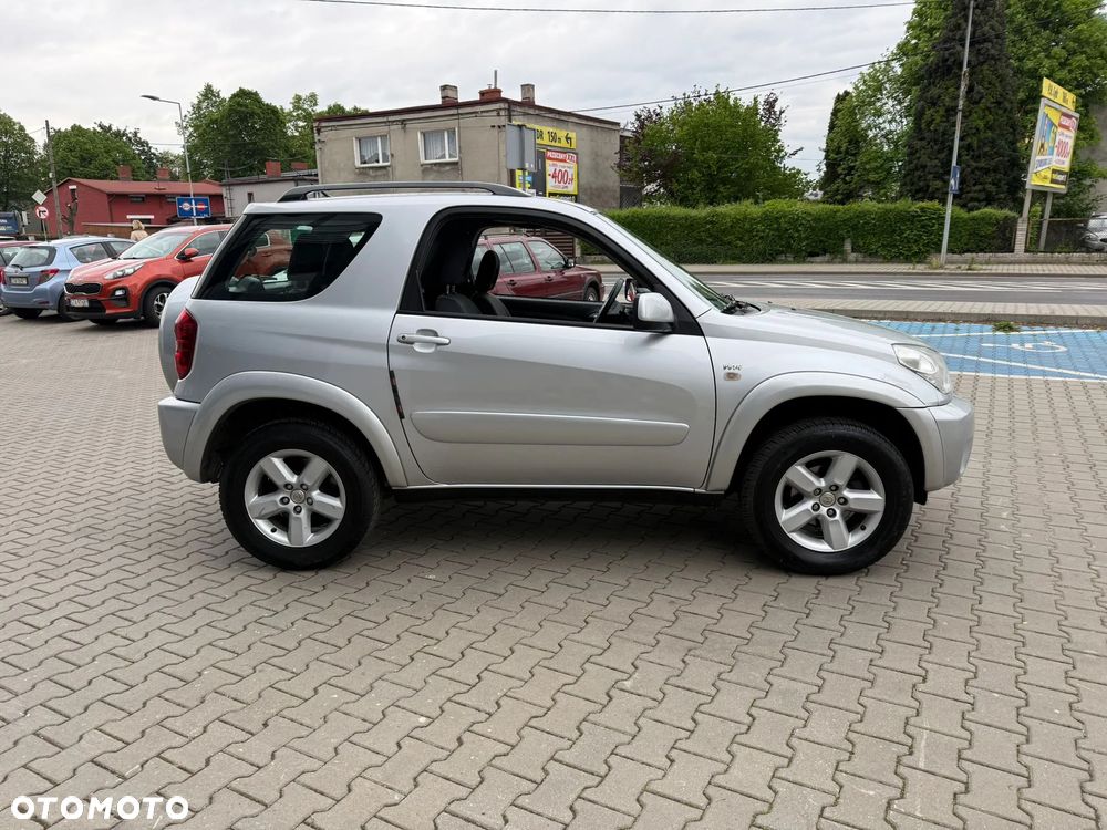 Toyota RAV4 4x4 Edition - 6