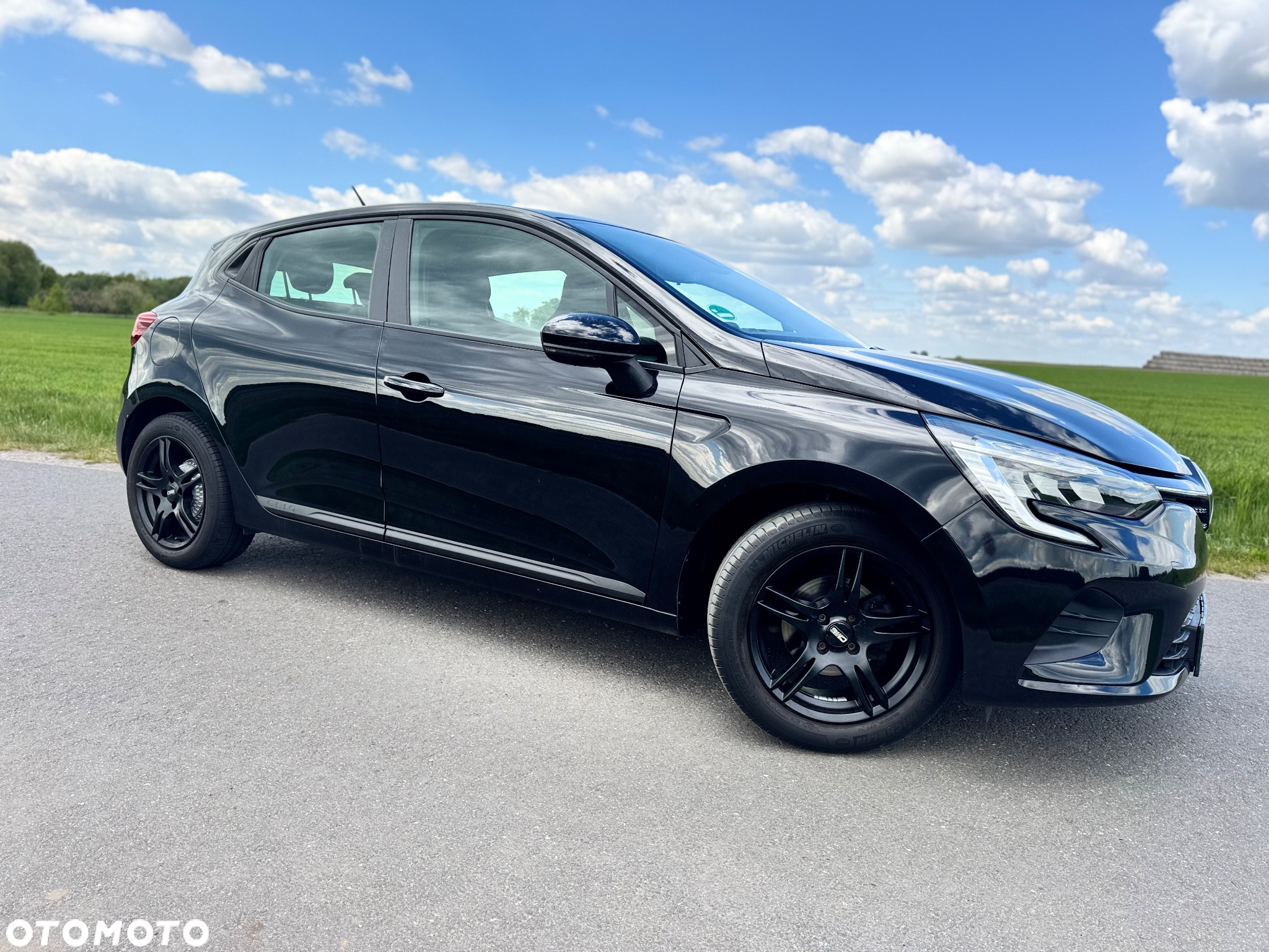 Renault Clio TCe 90 EVOLUTION - 10