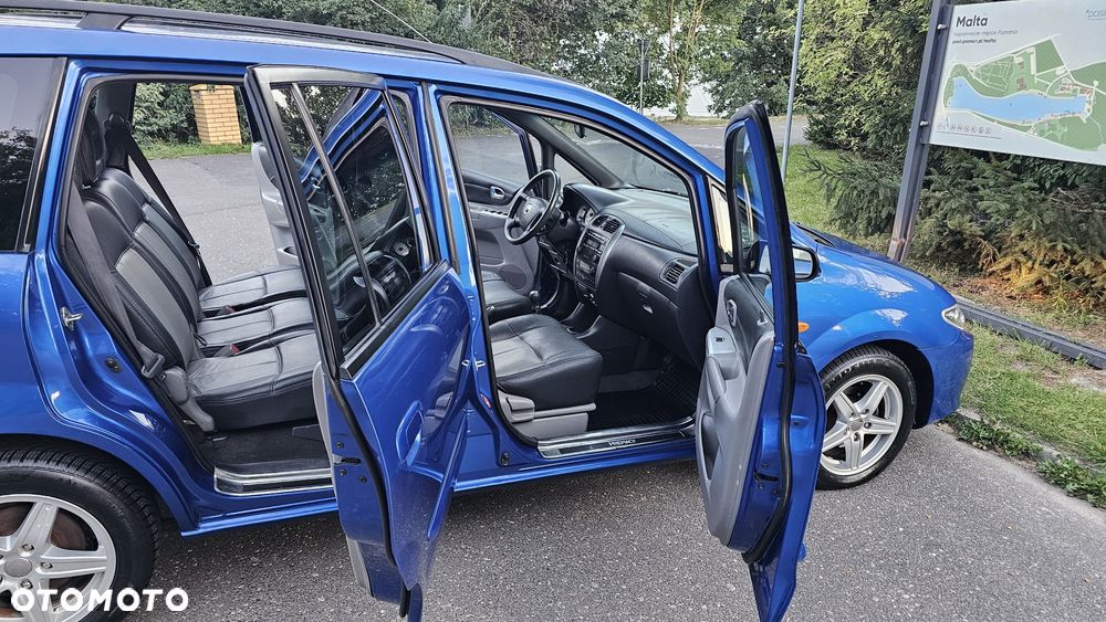 Mazda Premacy - 3