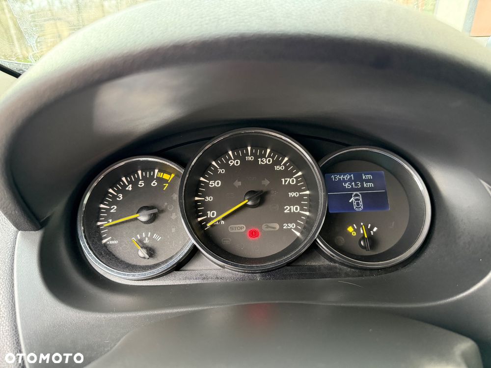 Renault Fluence 2.0 16V 140 Sportway - 31