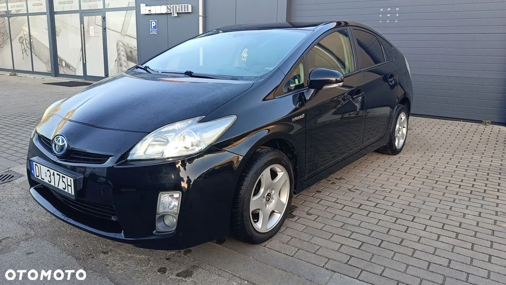 Toyota Prius - 3