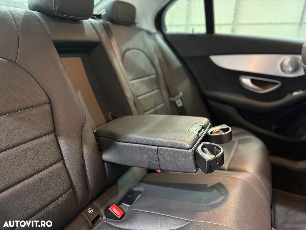 Mercedes-Benz C - 15