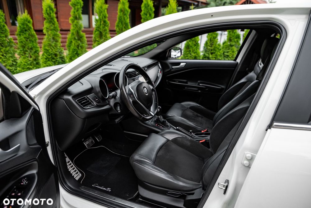 Alfa Romeo Giulietta 1750 TBi QV TCT - 18