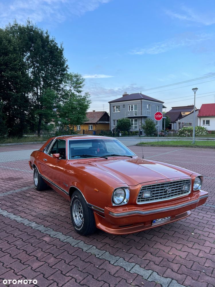 Ford Mustang - 1