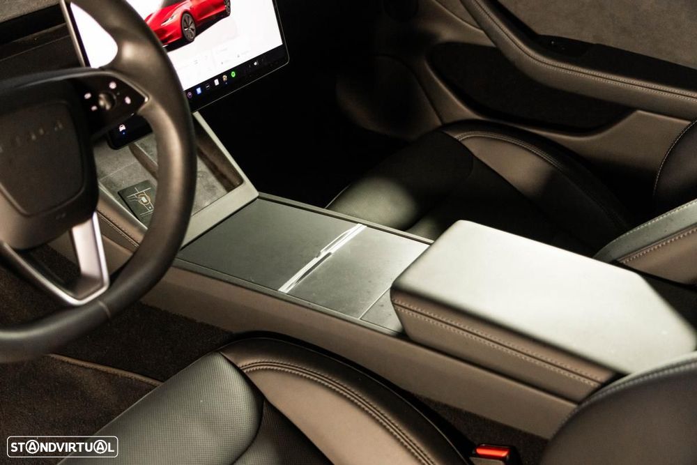 Tesla Model 3 Long Range Tração Integral - 28