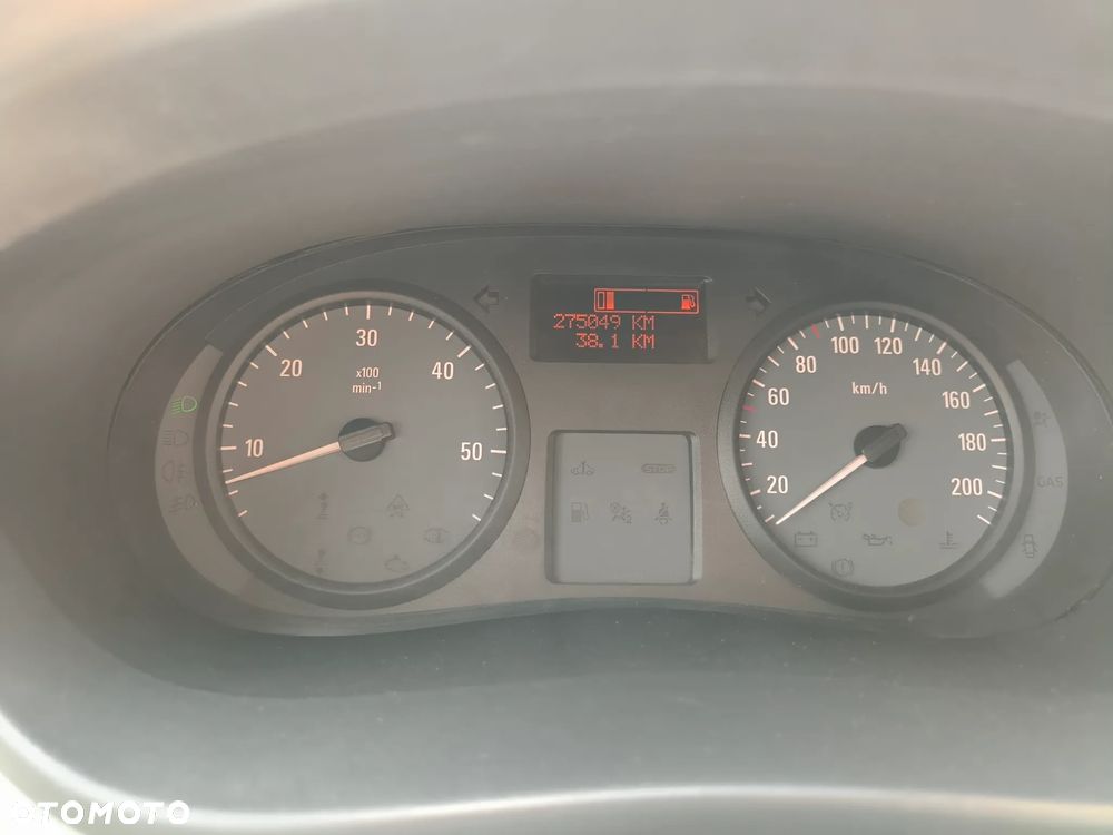 Opel Vivaro - 13