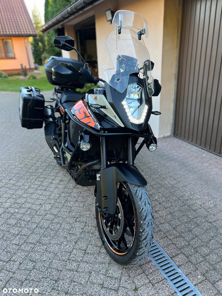 KTM Adventure - 9
