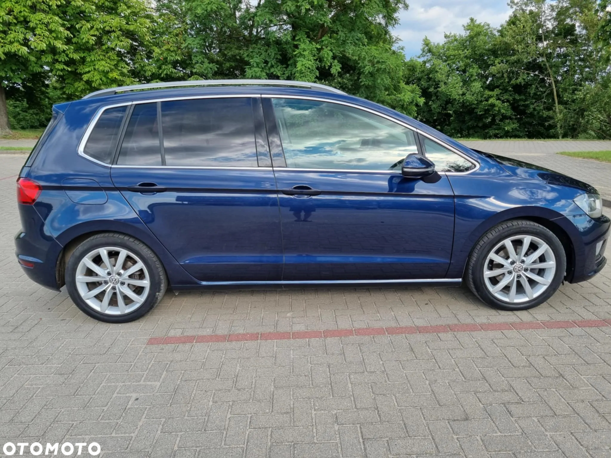 Volkswagen Golf Sportsvan VII SV 2.0 TDI Highline DSG - 4
