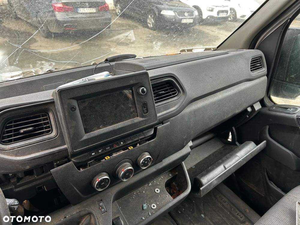 Renault MASTER - 24