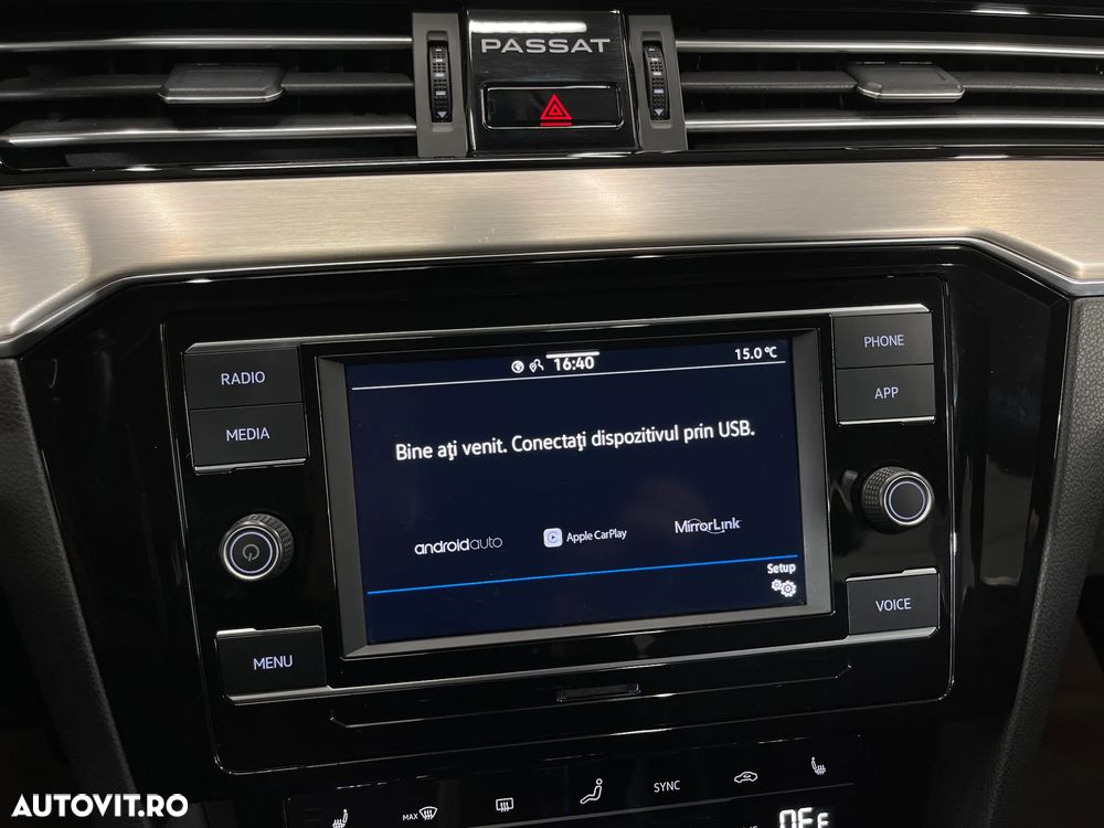 Volkswagen Passat 2.0 TDI DSG Highline - 15