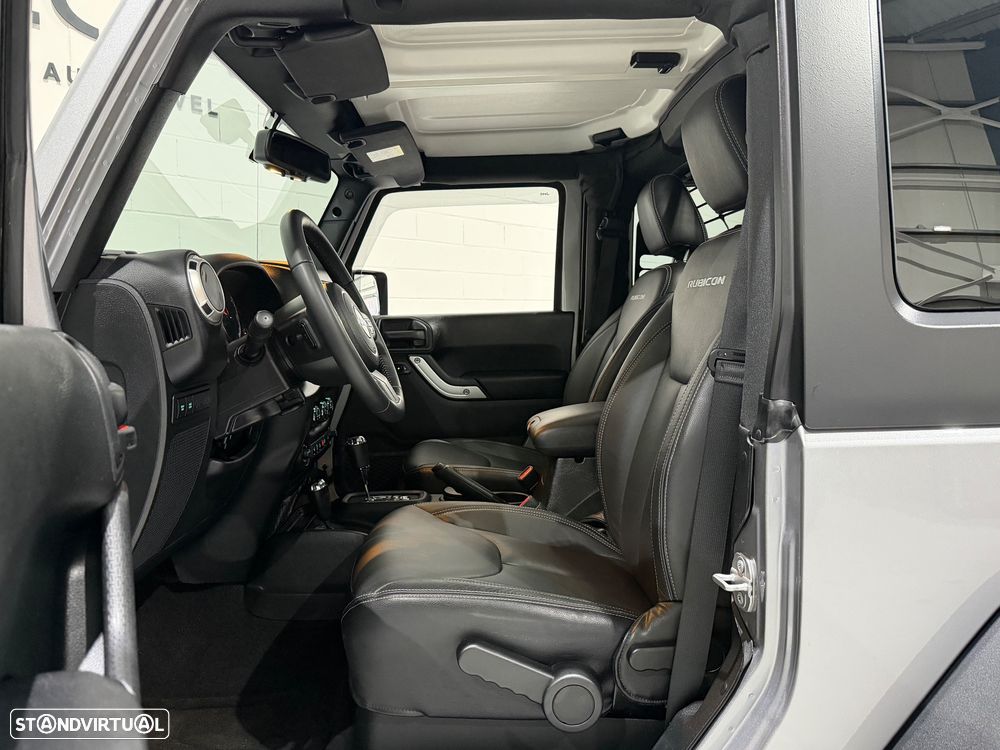 Jeep Wrangler - 44