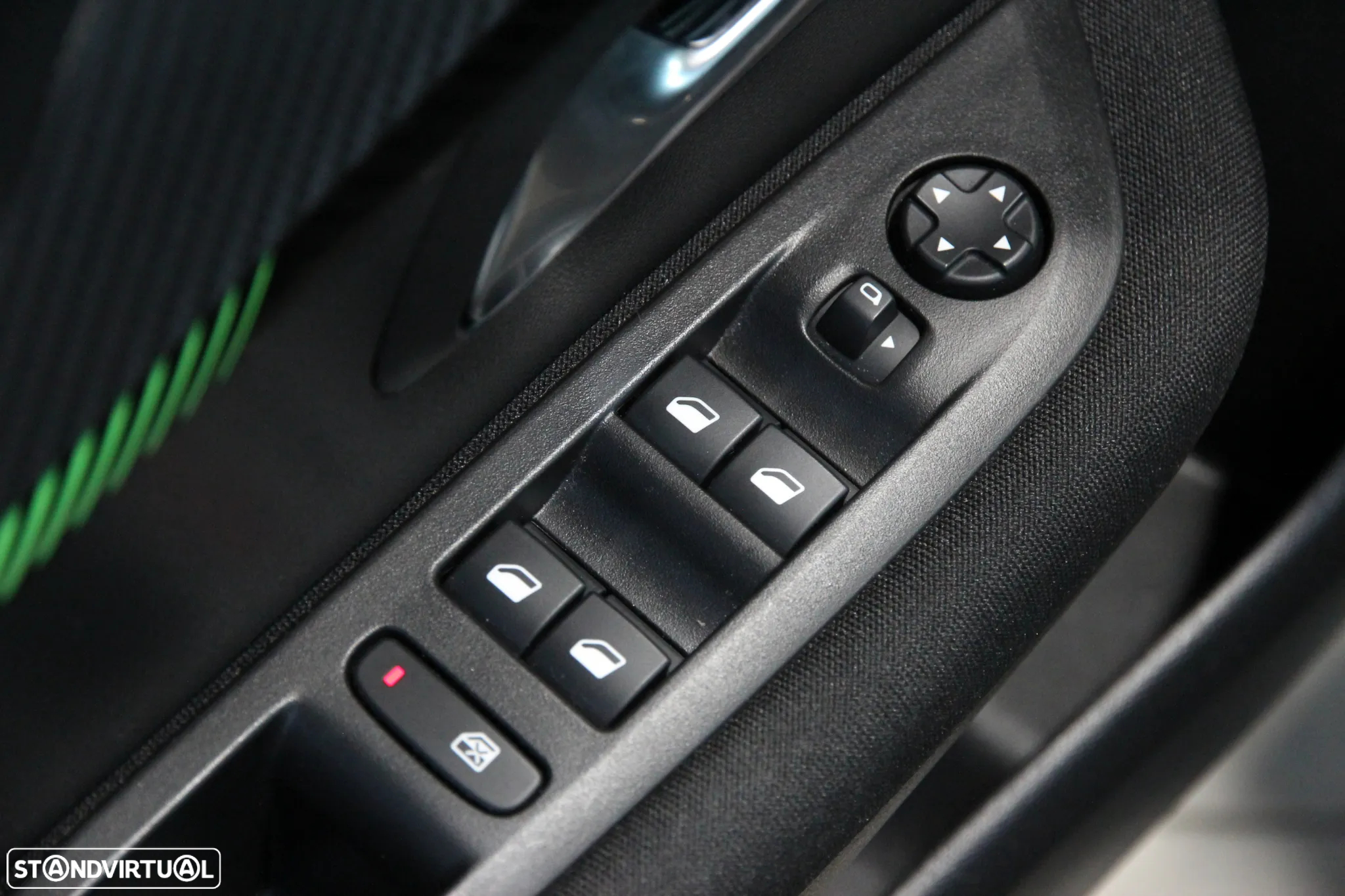 Peugeot 208 1.2 PureTech Active - 10