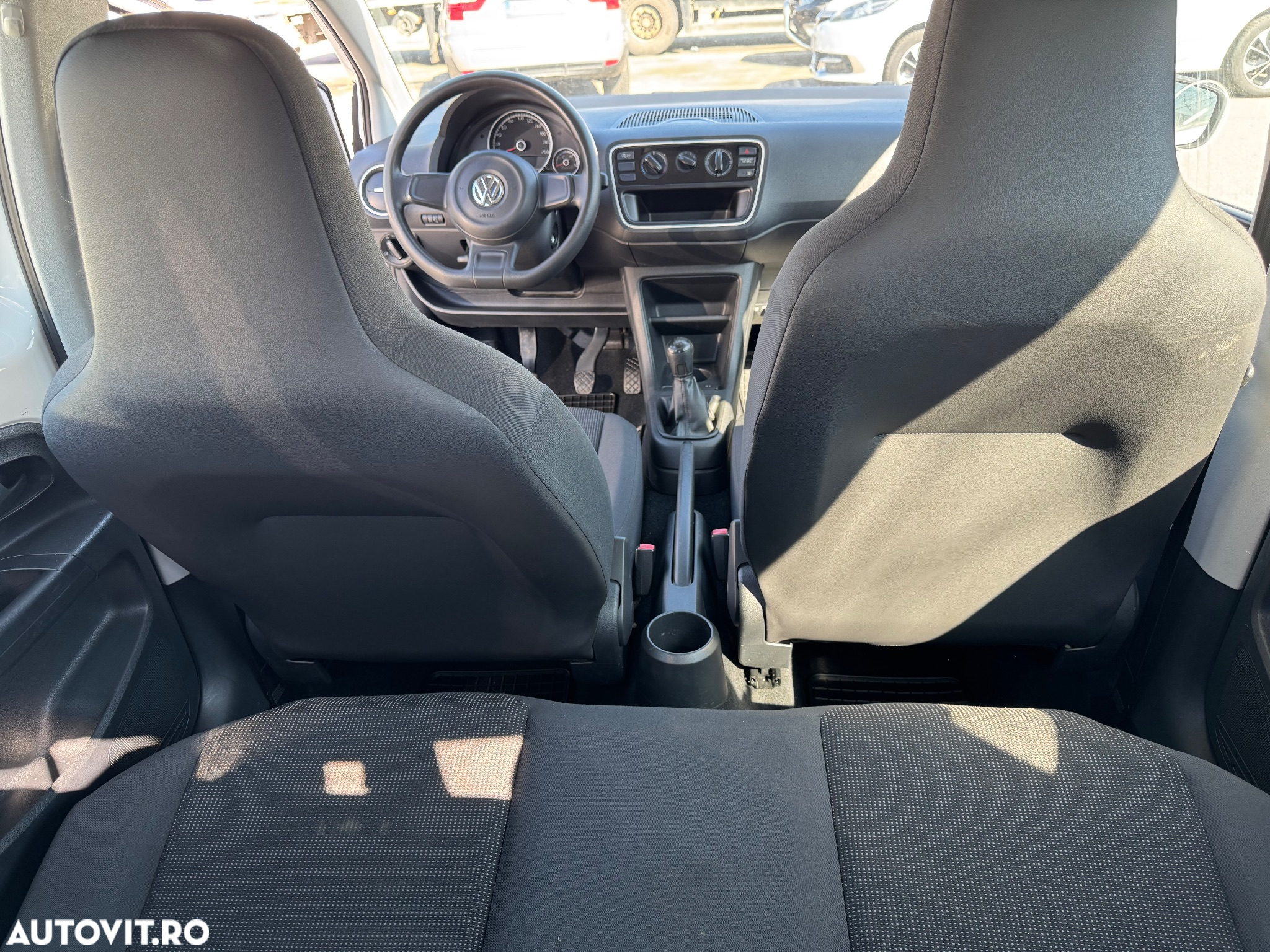Volkswagen up! - 6