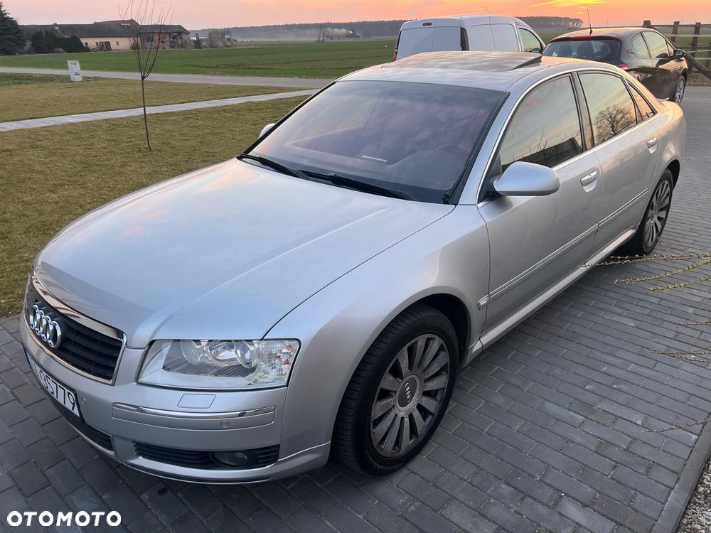 Audi A8 4.2 Quattro - 14