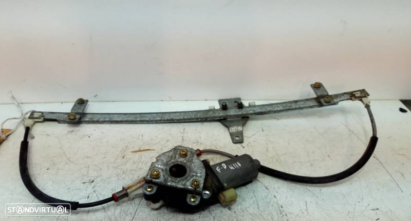 Elevador Elect Fte Dto Nissan Terrano Ii (R20) - 1