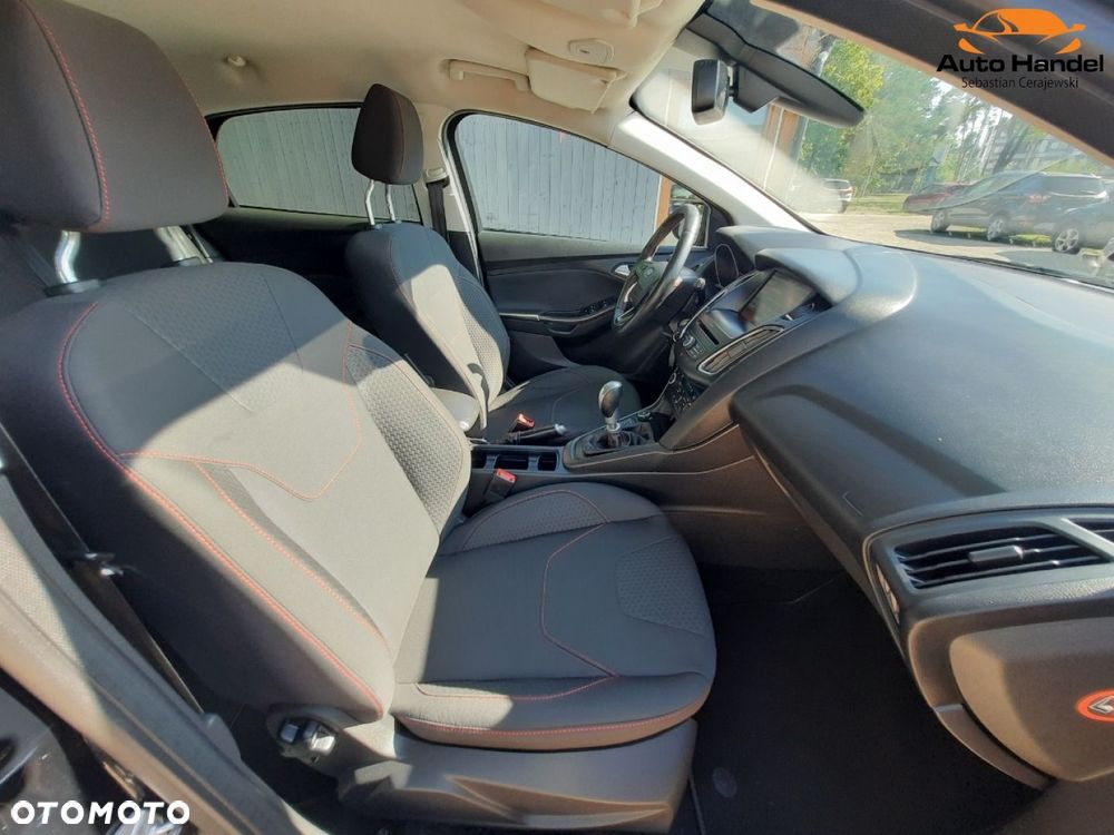 Ford Focus 1.5 EcoBoost STart-Stopp-System ST-LINE - 33