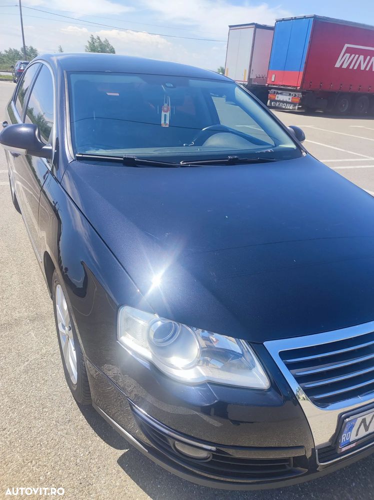 Volkswagen Passat Variant 2.0 TDI BlueMotion Technology Comfortline - 2