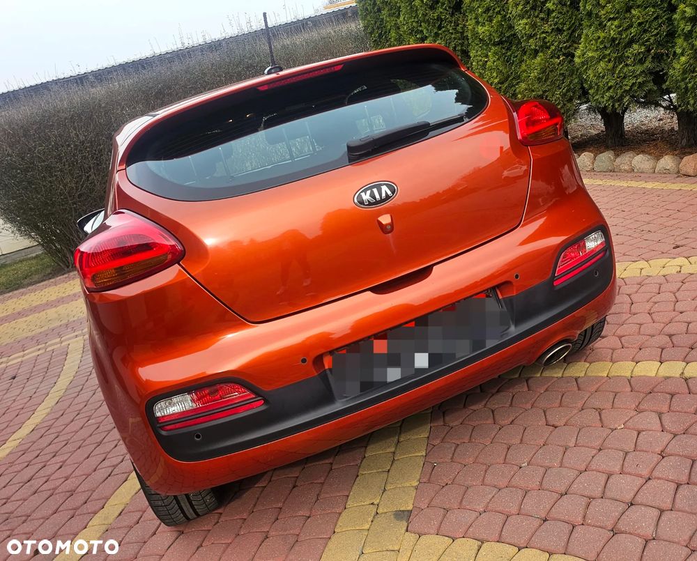 Kia ProCeed - 8