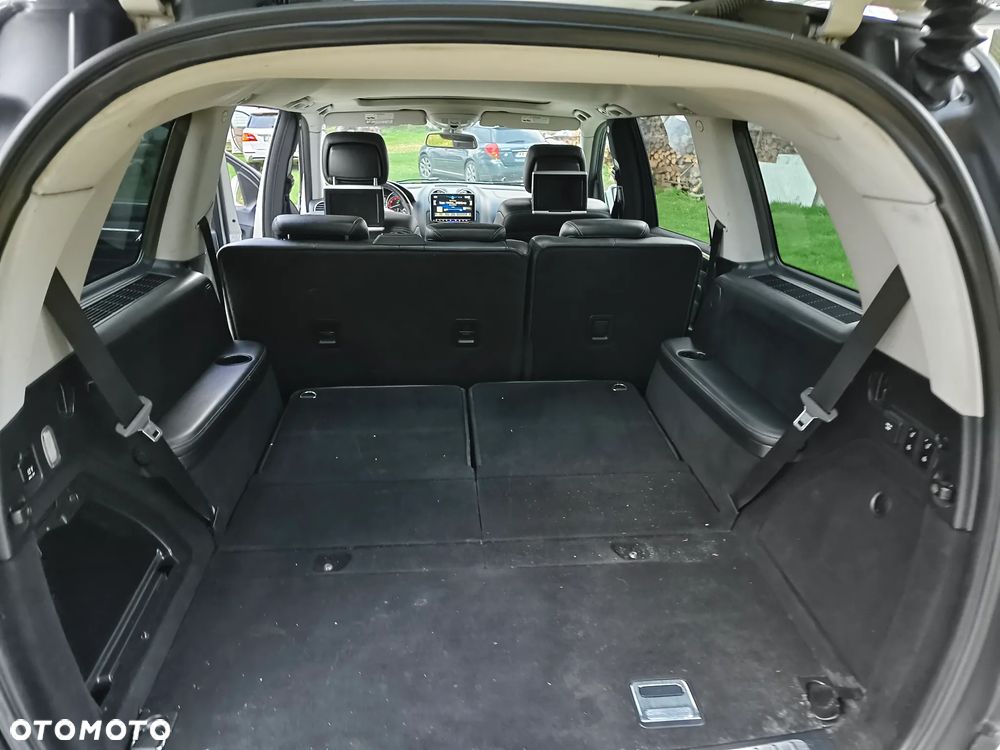 Mercedes-Benz GL 450 - 21