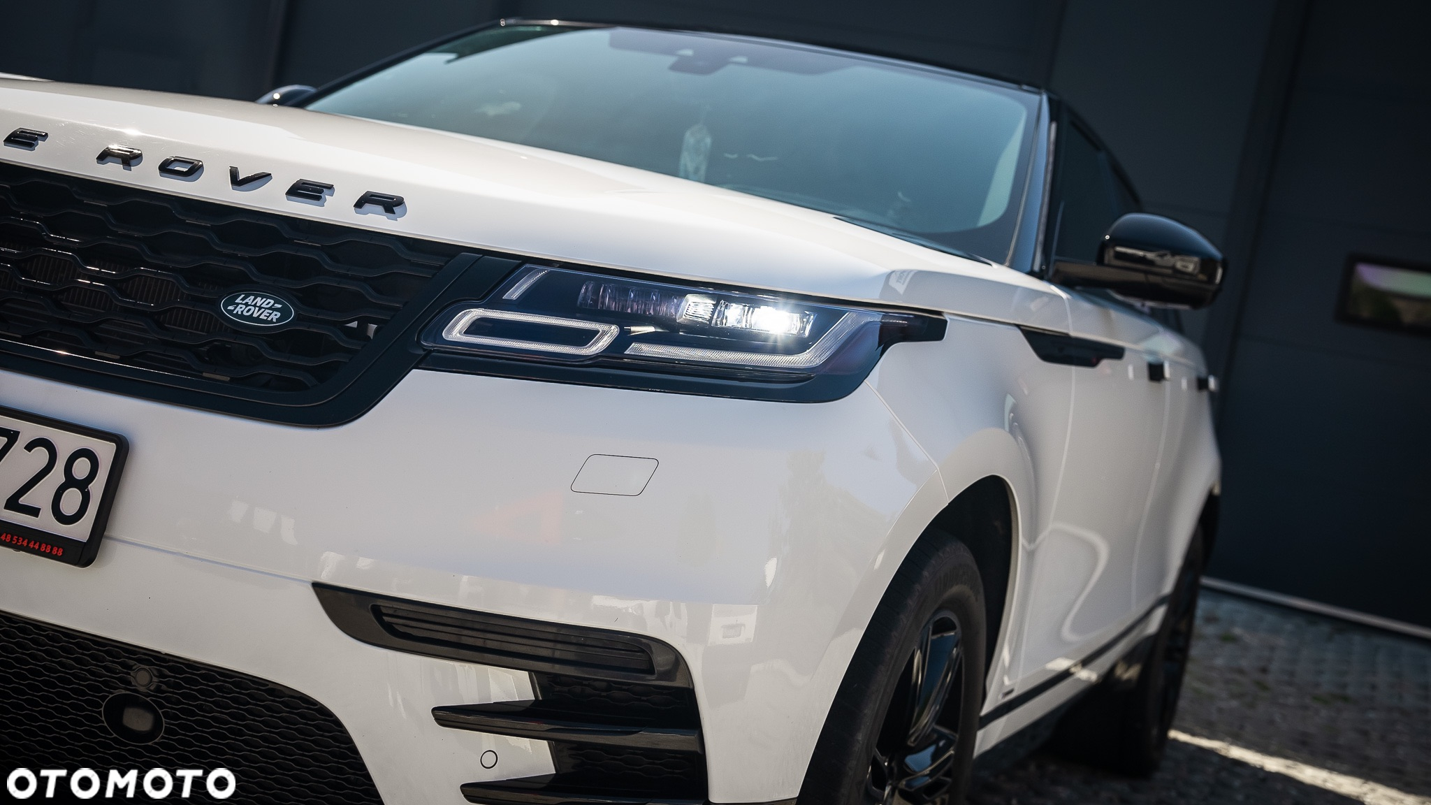 Land Rover Range Rover Velar 2.0 R-Dynamic - 4