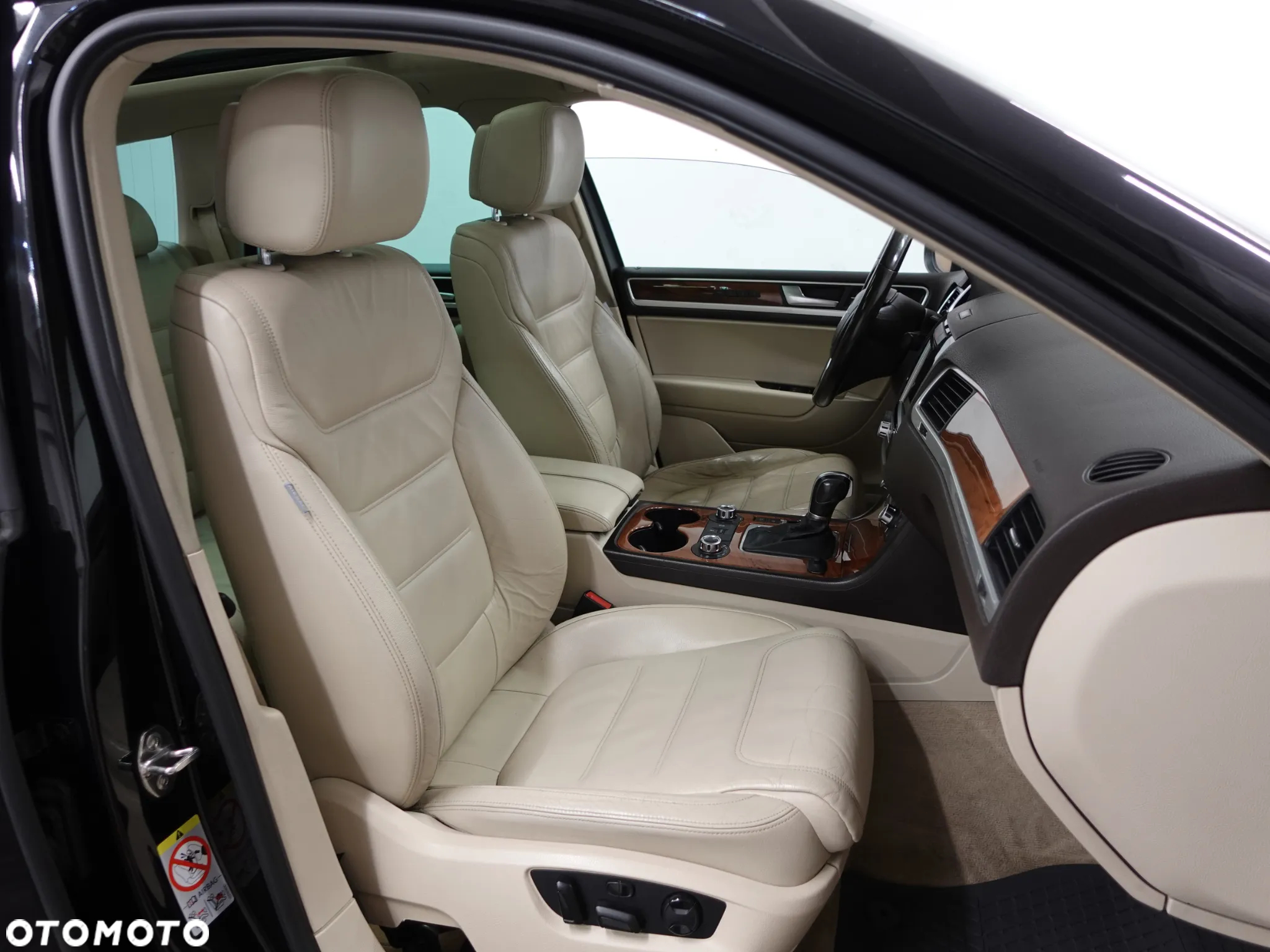 Volkswagen Touareg 4.2 V8 TDI DPF Automatik Exclusive - 27