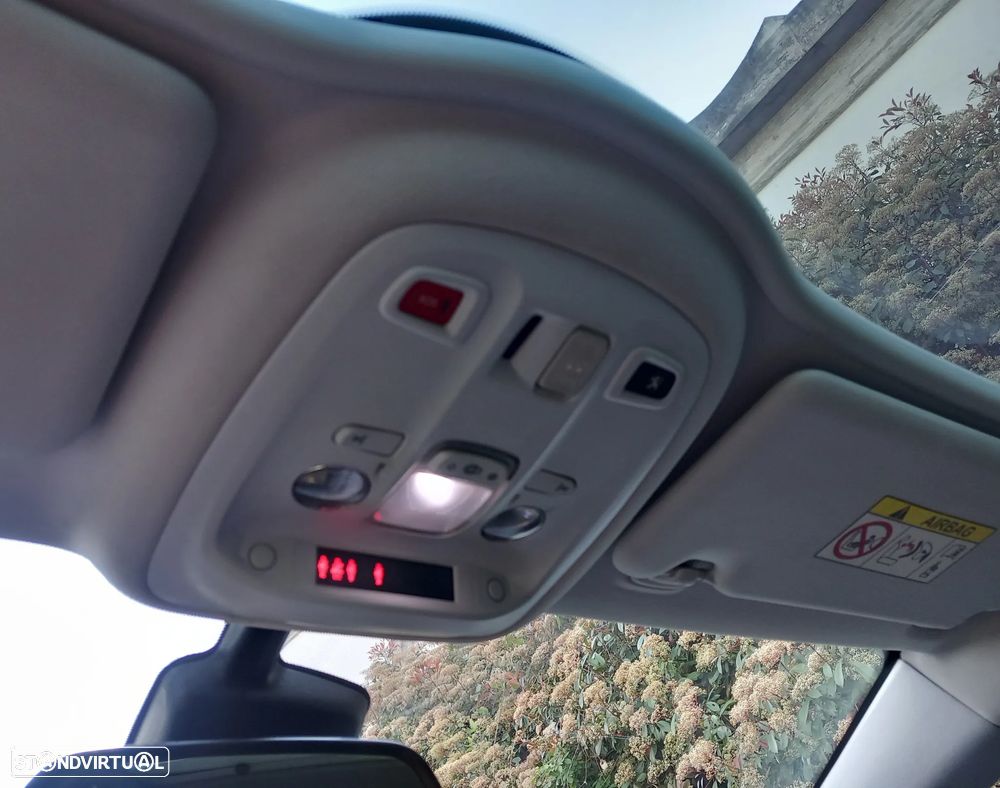 Peugeot 308 1.6 e-HDi Allure CMP6 - 21