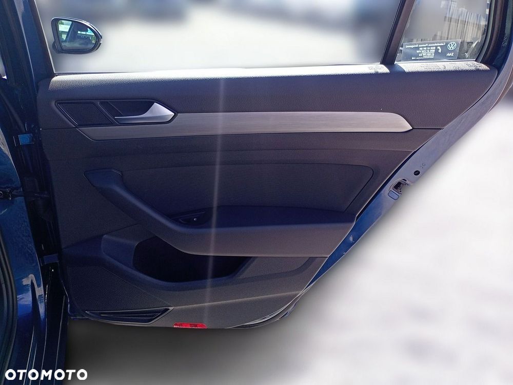 Volkswagen Passat Variant 2.0 TDI EVO Essence - 28