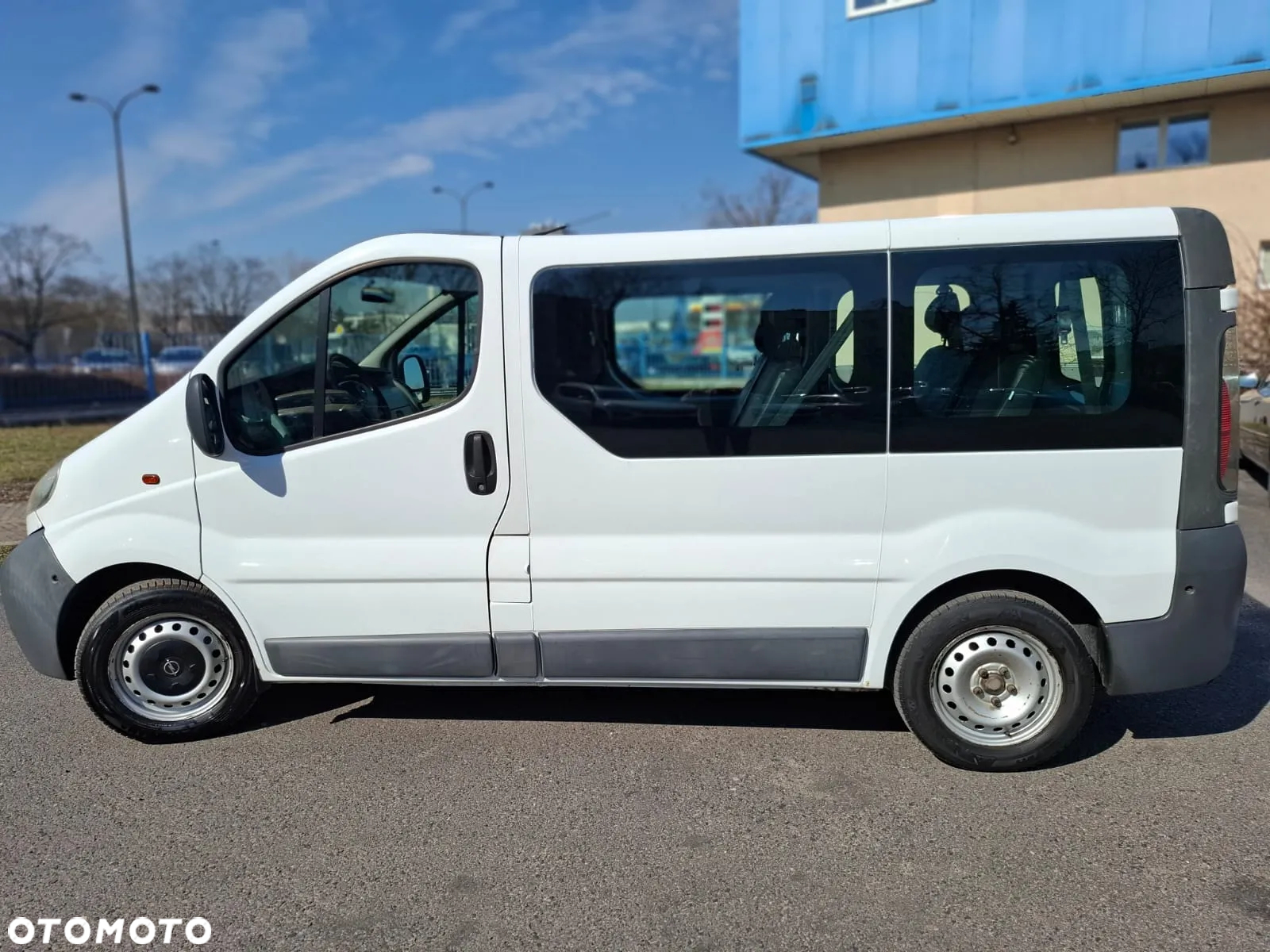 Opel Vivaro - 2