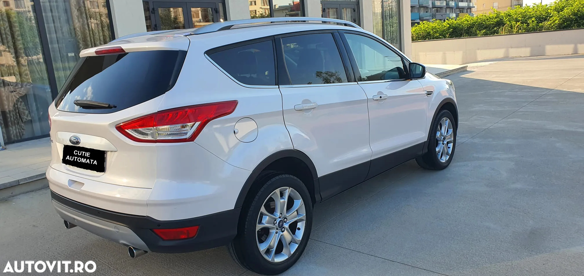 Ford Kuga - 4