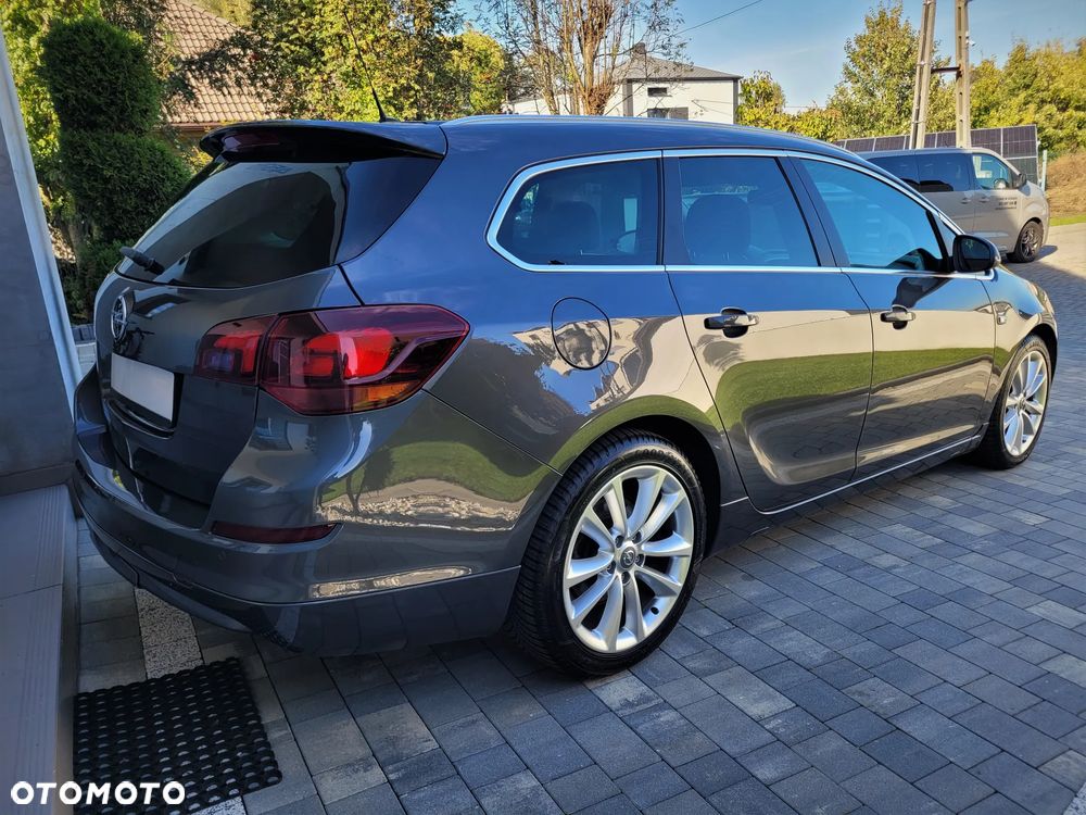 Opel Astra 1.6 Turbo - 6