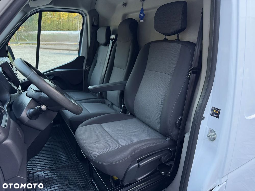 Renault Master L3H2 Furgon Salon PL / Zadbany od 1właściciela / Bogate wyposażenie / Serwisowany / FV23% - 28