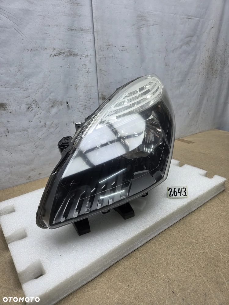Renault grand scenic III 3 89902926 260600023R lampa lewy lewa przód - 2