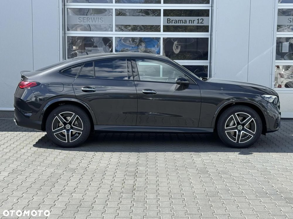Mercedes-Benz GLC 220 d 4Matic 9G-TRONIC AMG Line Advanced - 8