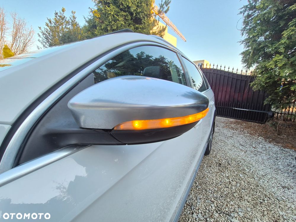 Volkswagen Passat 2.0 TDI DSG BlueMotion Technology Highline - 14