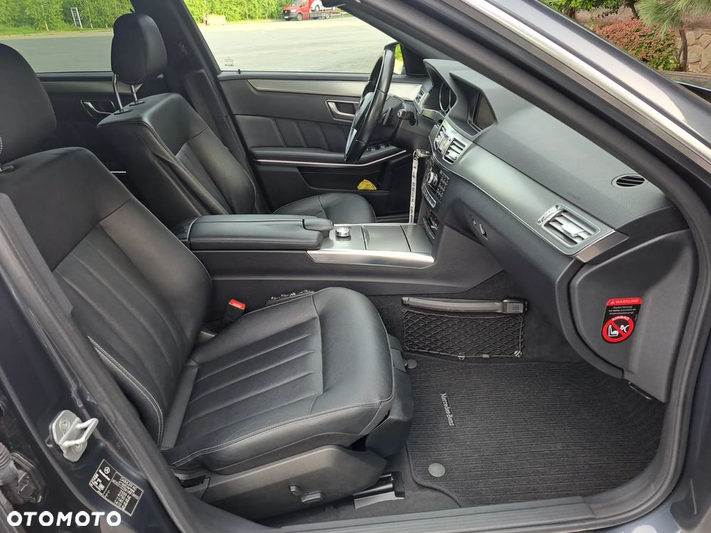 Mercedes-Benz Klasa E 350 CDI DPF BlueEFFICIENCY 7G-TRONIC Avantgarde - 26
