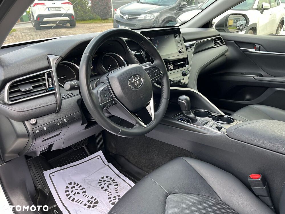 Toyota Camry 2.5 Hybrid Comfort CVT - 4
