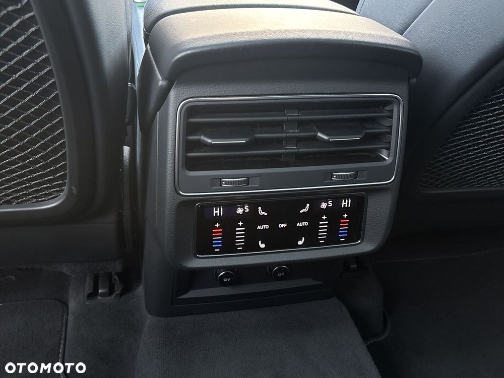 Audi Q7 - 32