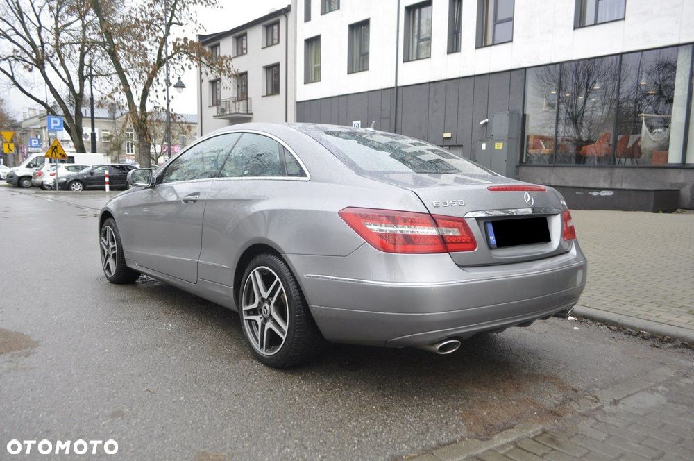Mercedes-Benz Klasa E 350 CDI BlueEff - 4