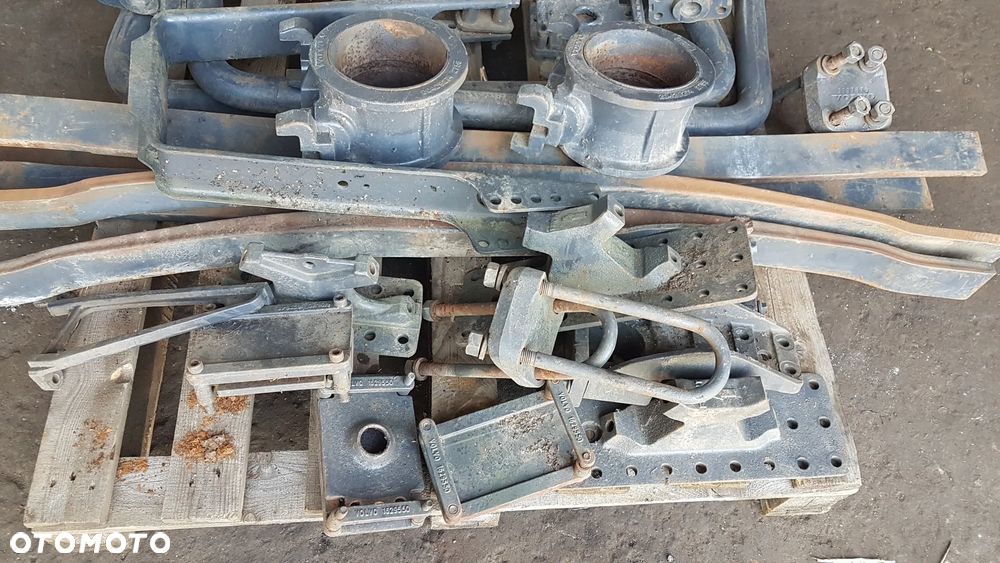 MOSTY VOLVO 6X4 8X4 RESOR ELEMENTY ZAWIESZENIA - 5